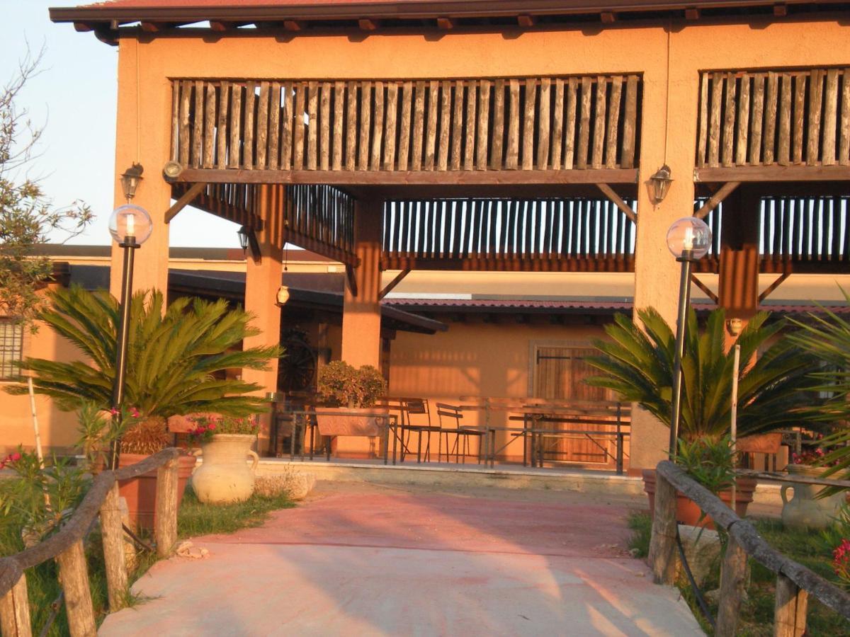 Agriturismo Il Borghetto Villa Foce del Sele Exterior photo