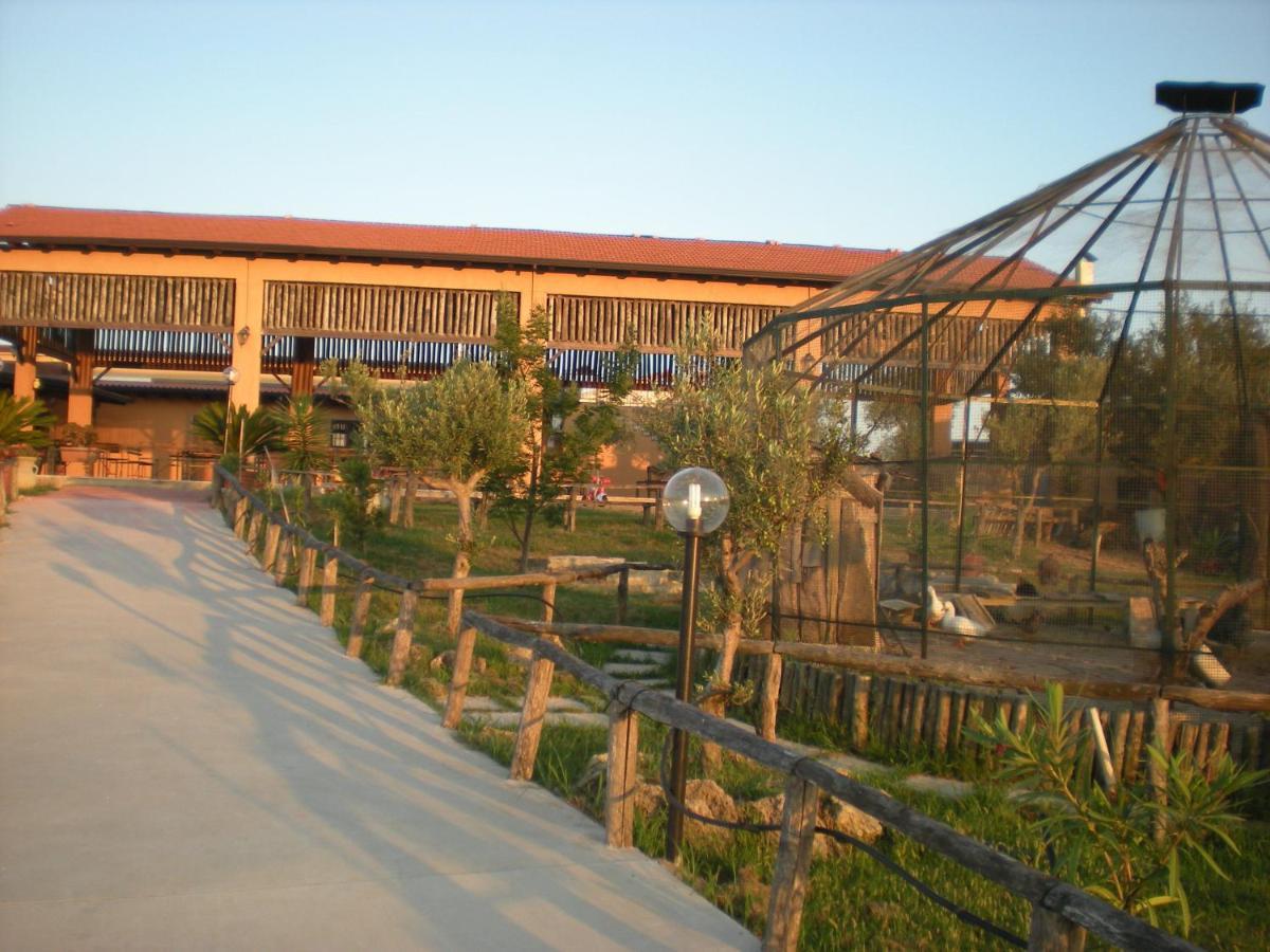 Agriturismo Il Borghetto Villa Foce del Sele Exterior photo